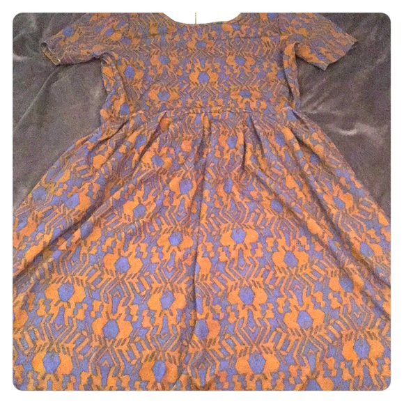 LuLaRoe Dresses & Skirts - Amiela Dress